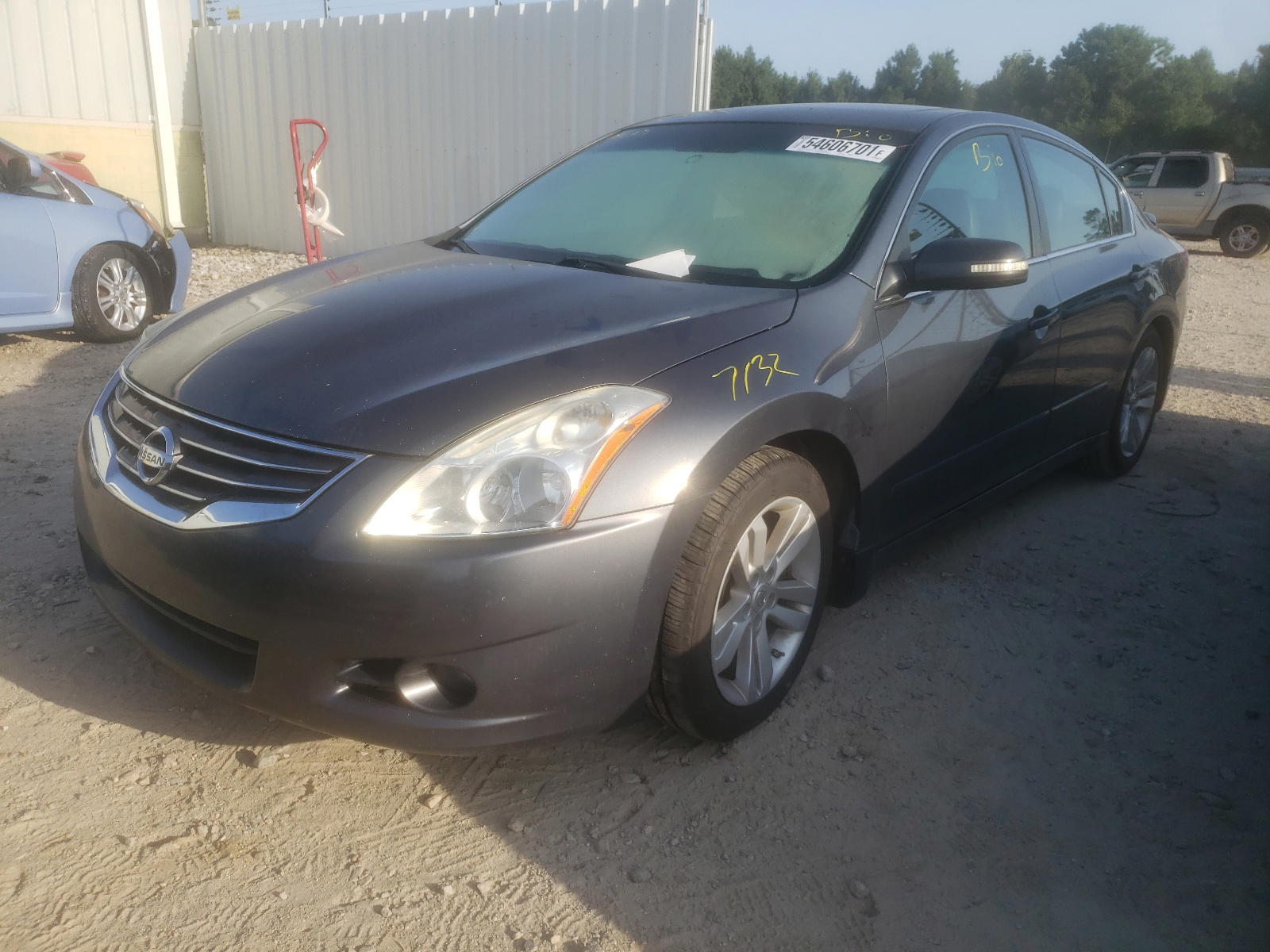 Photo 2 from auction – 2011 NISSAN ALTIMA SR with VIN 1N4BL2AP4BC178413