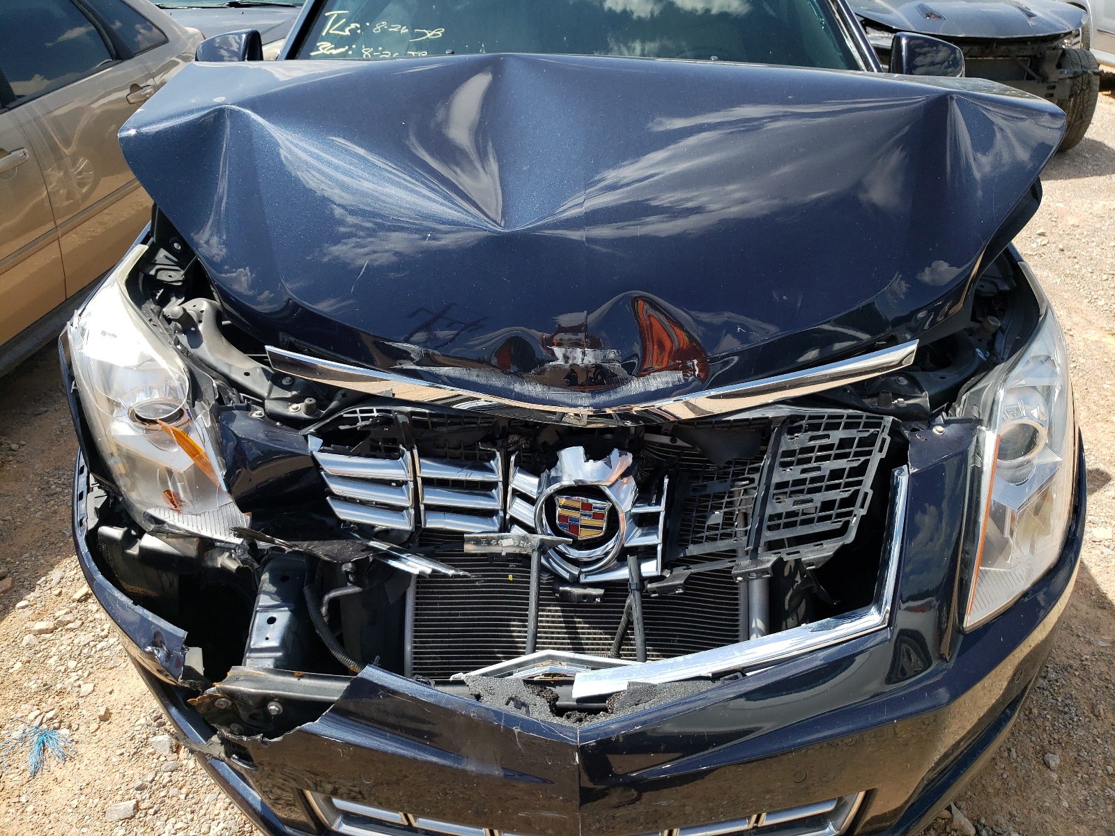 Photo 7 from auction – 2014 CADILLAC SRX LUXURY with VIN 3GYFNEE32ES538107