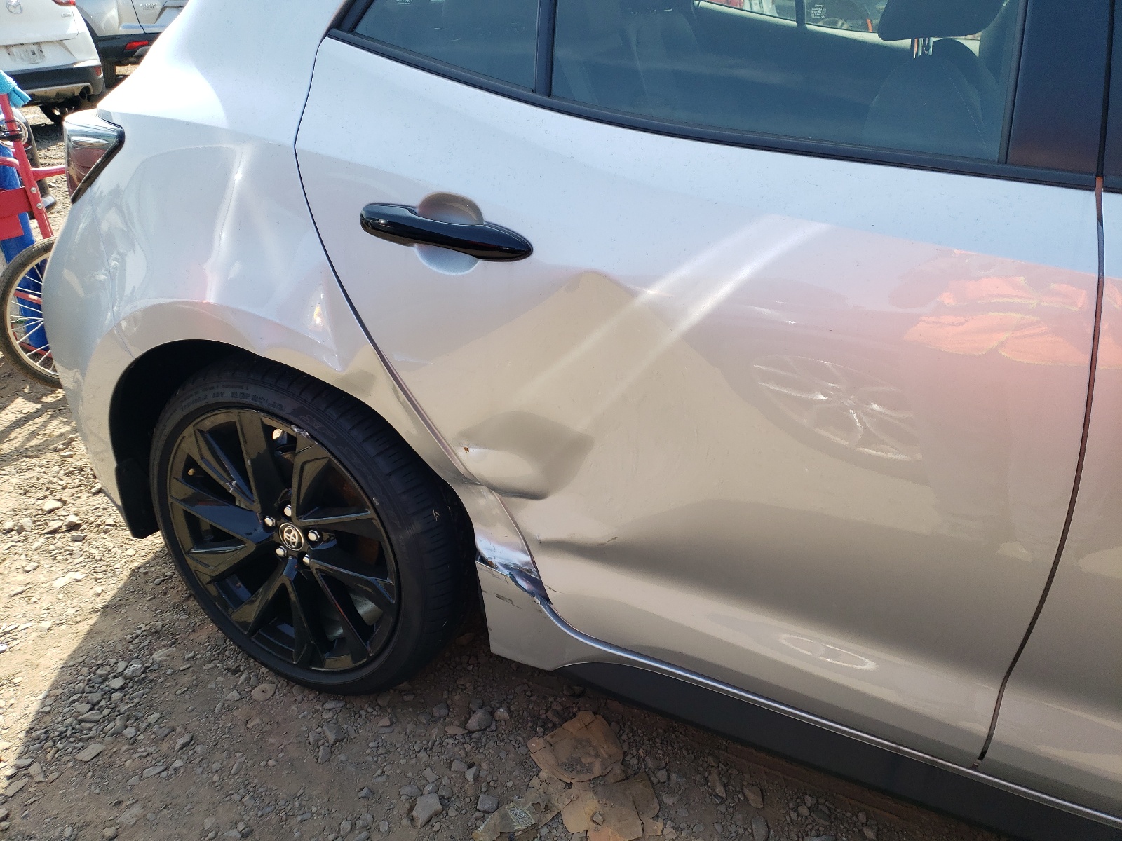 Photo 9 from auction – 2021 TOYOTA COROLLA SE with VIN JTND4MBE9M3139386