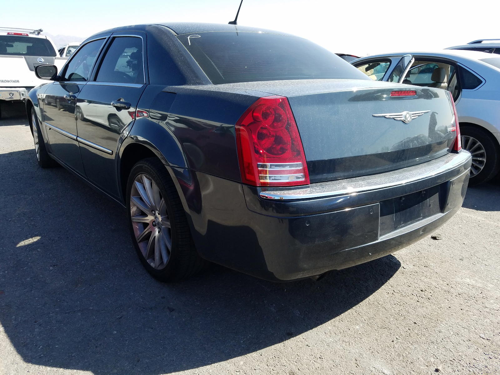 Photo 3 from auction – 2008 CHRYSLER 300 with VIN 2C3LA63H38H124919