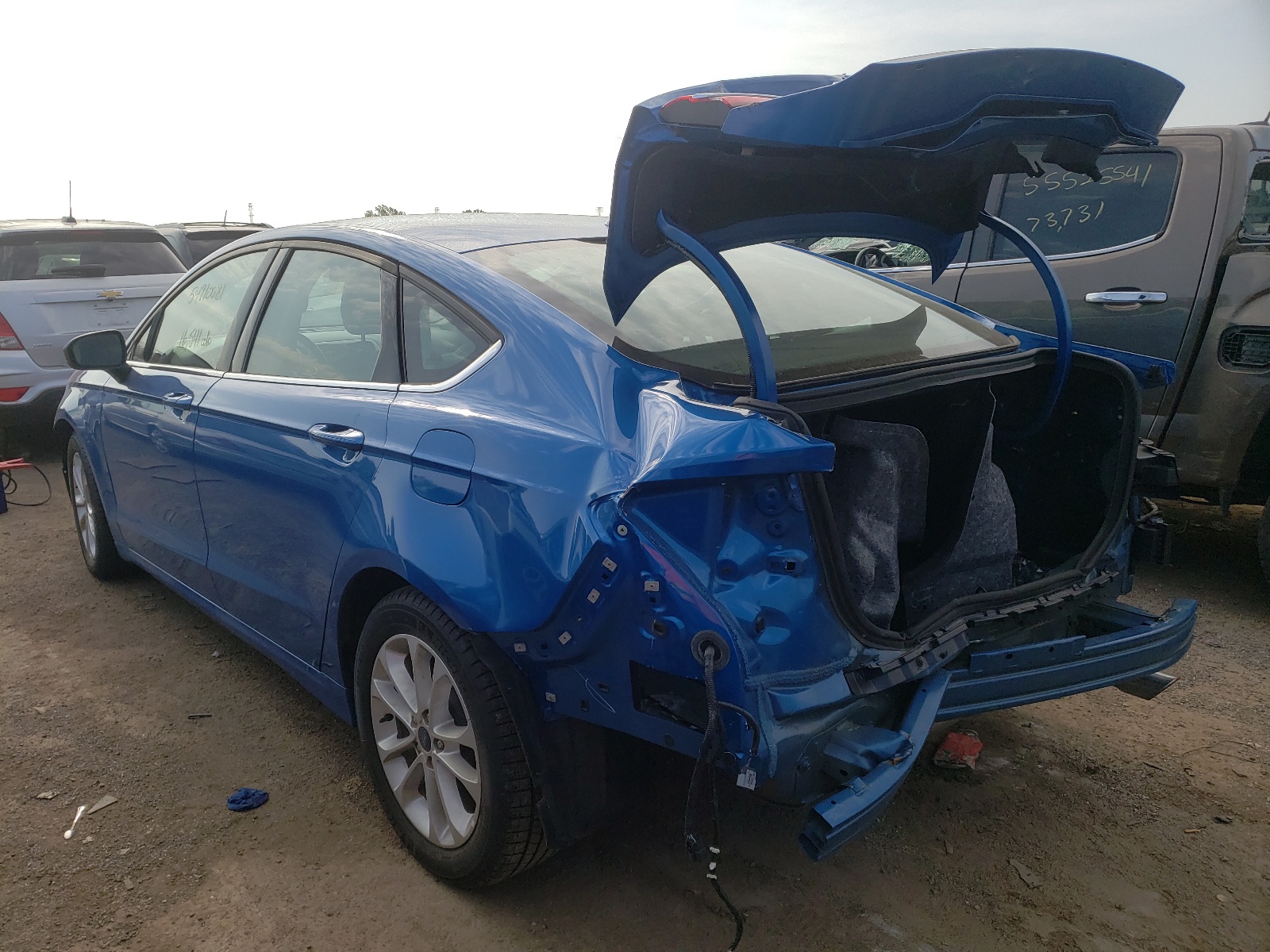 Photo 3 from auction – 2019 FORD FUSION SE with VIN 3FA6P0HD4KR229951