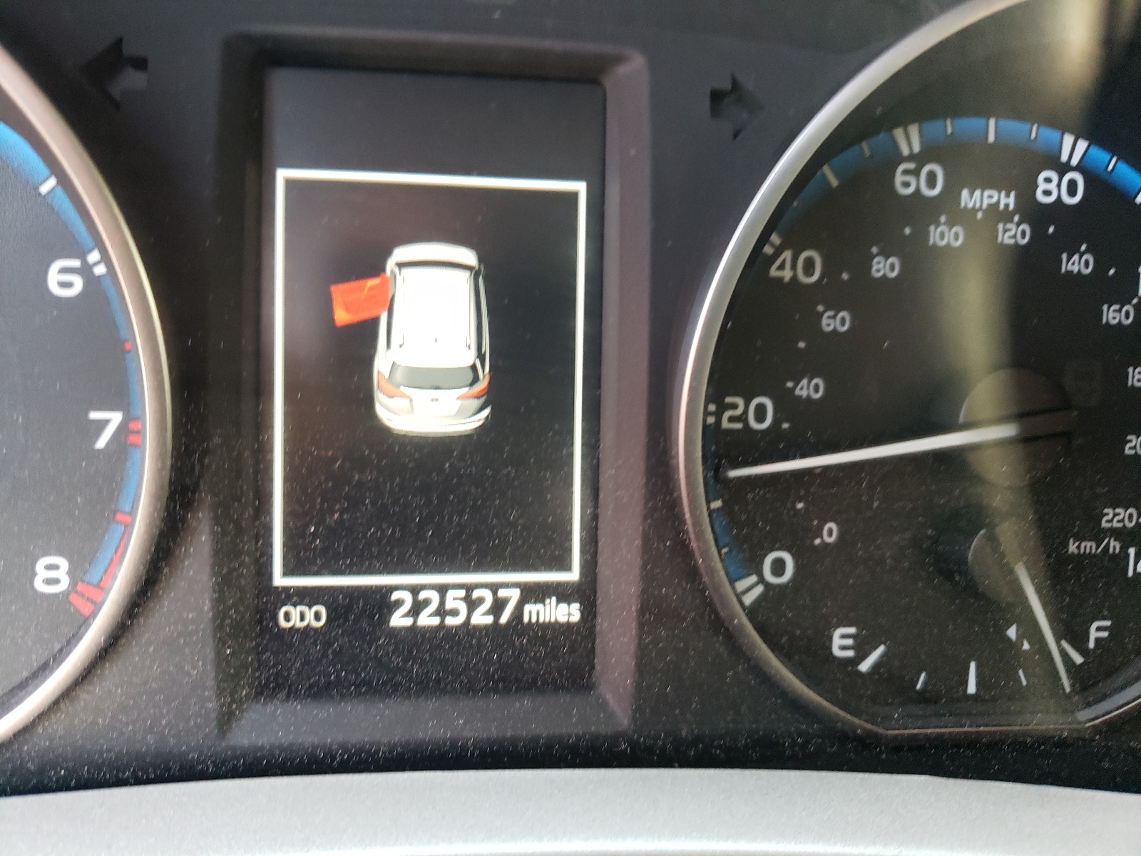 Zdjęcie 8 z aukcji – 2017 TOYOTA RAV4 LE z VIN 2T3BFREV0HW605191