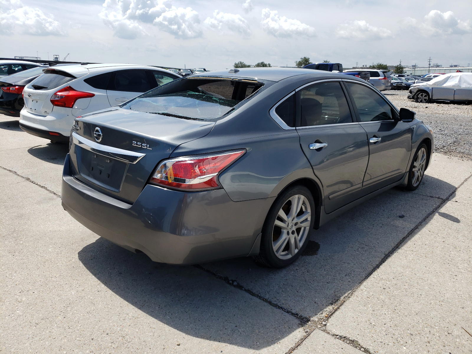 Photo 4 from auction – 2014 NISSAN ALTIMA 3.5 with VIN 1N4BL3AP0EC204029