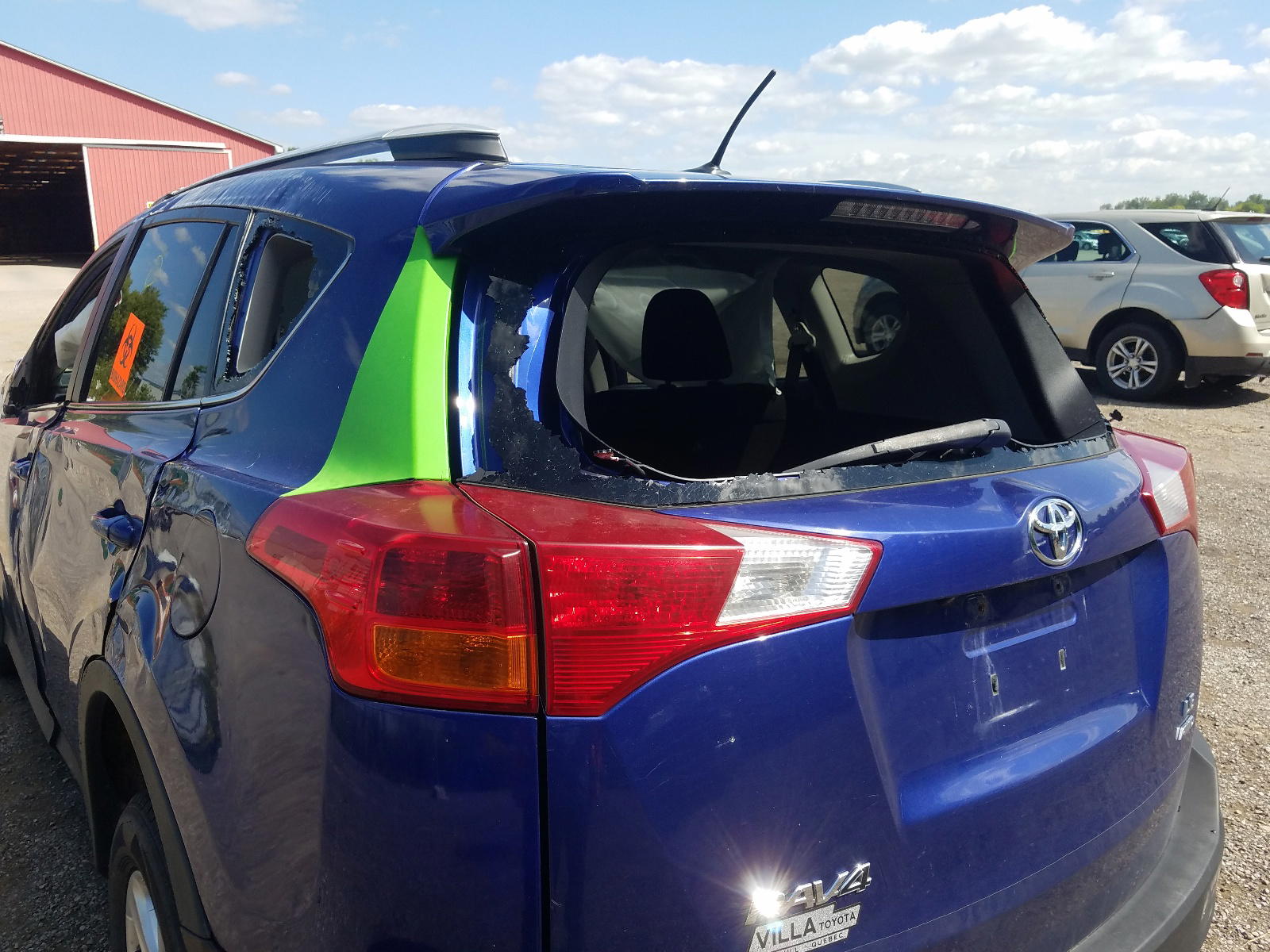 Photo 9 from auction – 2014 TOYOTA RAV4 XLE with VIN 2T3RFREV9EW196358