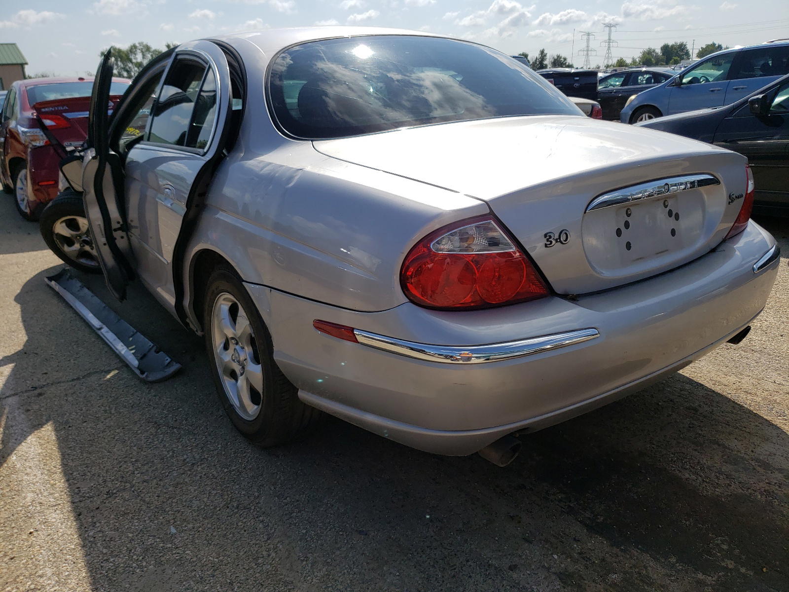 Photo 3 from auction – 2000 JAGUAR S-TYPE with VIN SAJDA01C9YFL77394