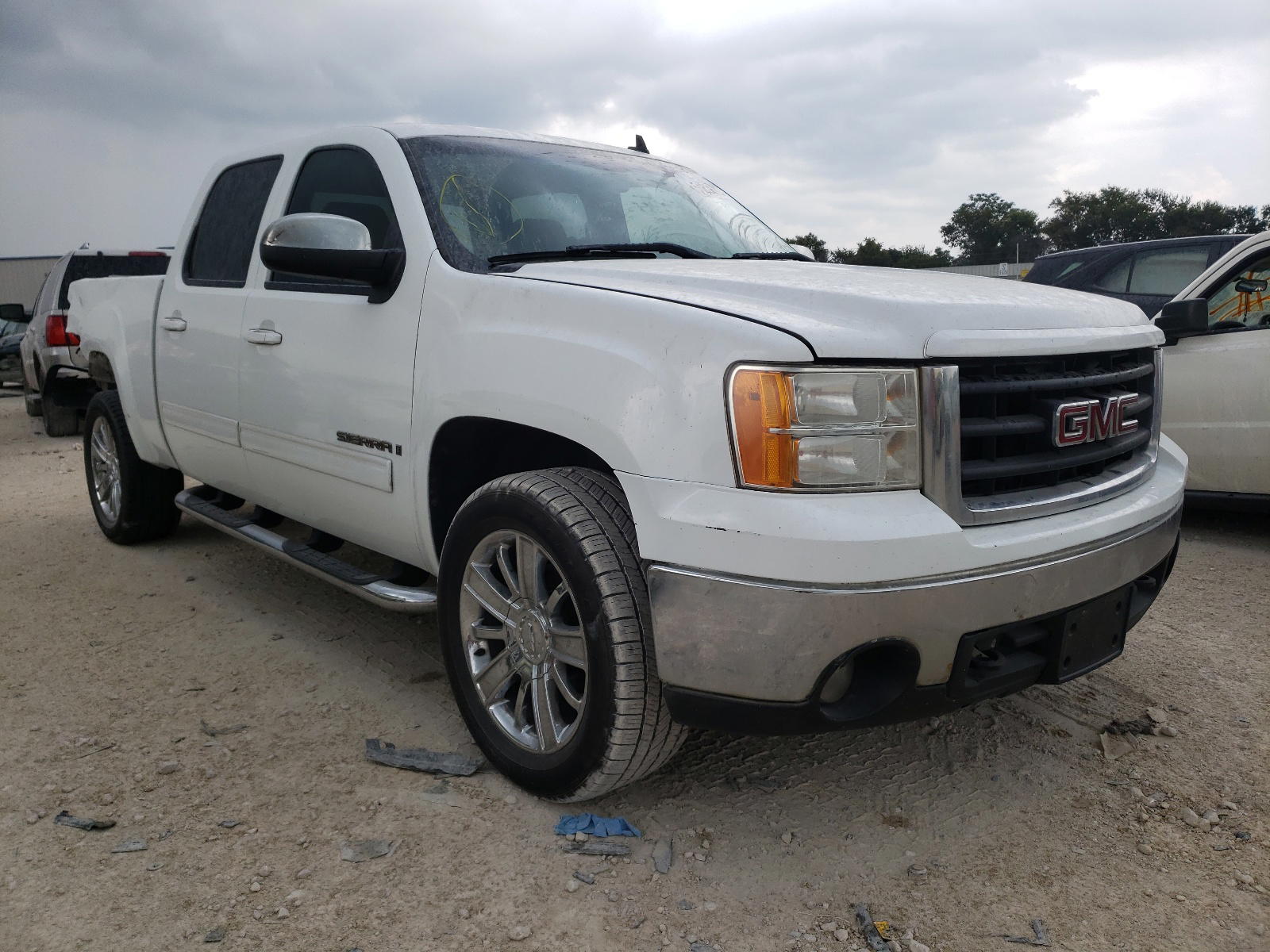 GMC SIERRA C15 2008 with VIN 2GTEC13J081170690 - Photo from auction