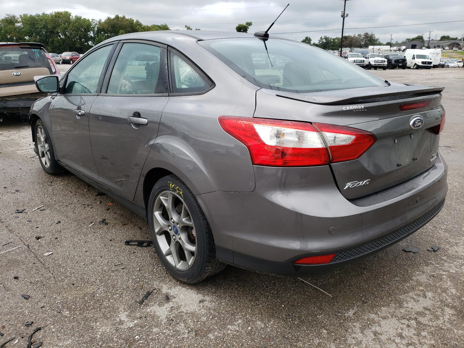 Photo 3 from auction – 2013 FORD FOCUS SE with VIN 1FADP3F24DL114410