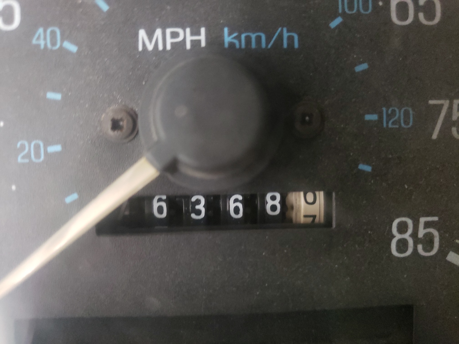 Photo 8 from auction – 1989 FORD F150 with VIN 1FTEF14N5KPB19690