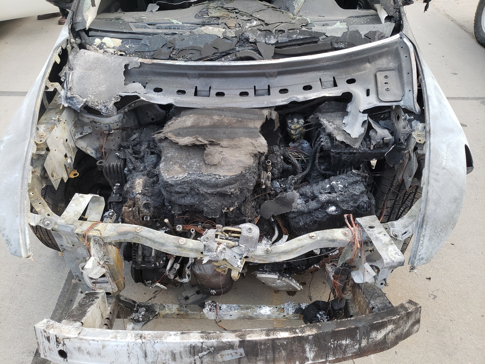 Photo 7 from auction – 2014 JEEP CHEROKEE L with VIN 1C4PJMDS4EW280850