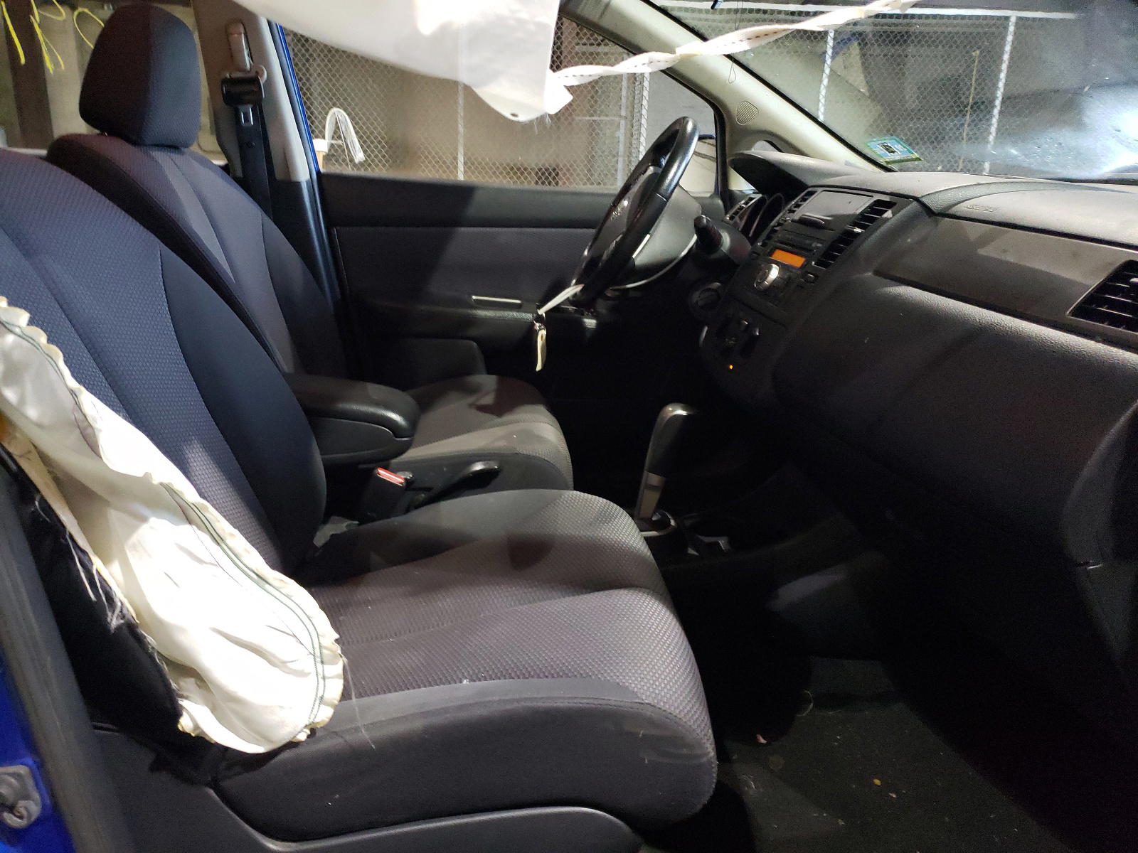 Photo 5 from auction – 2009 NISSAN VERSA S with VIN 3N1BC13E59L417095