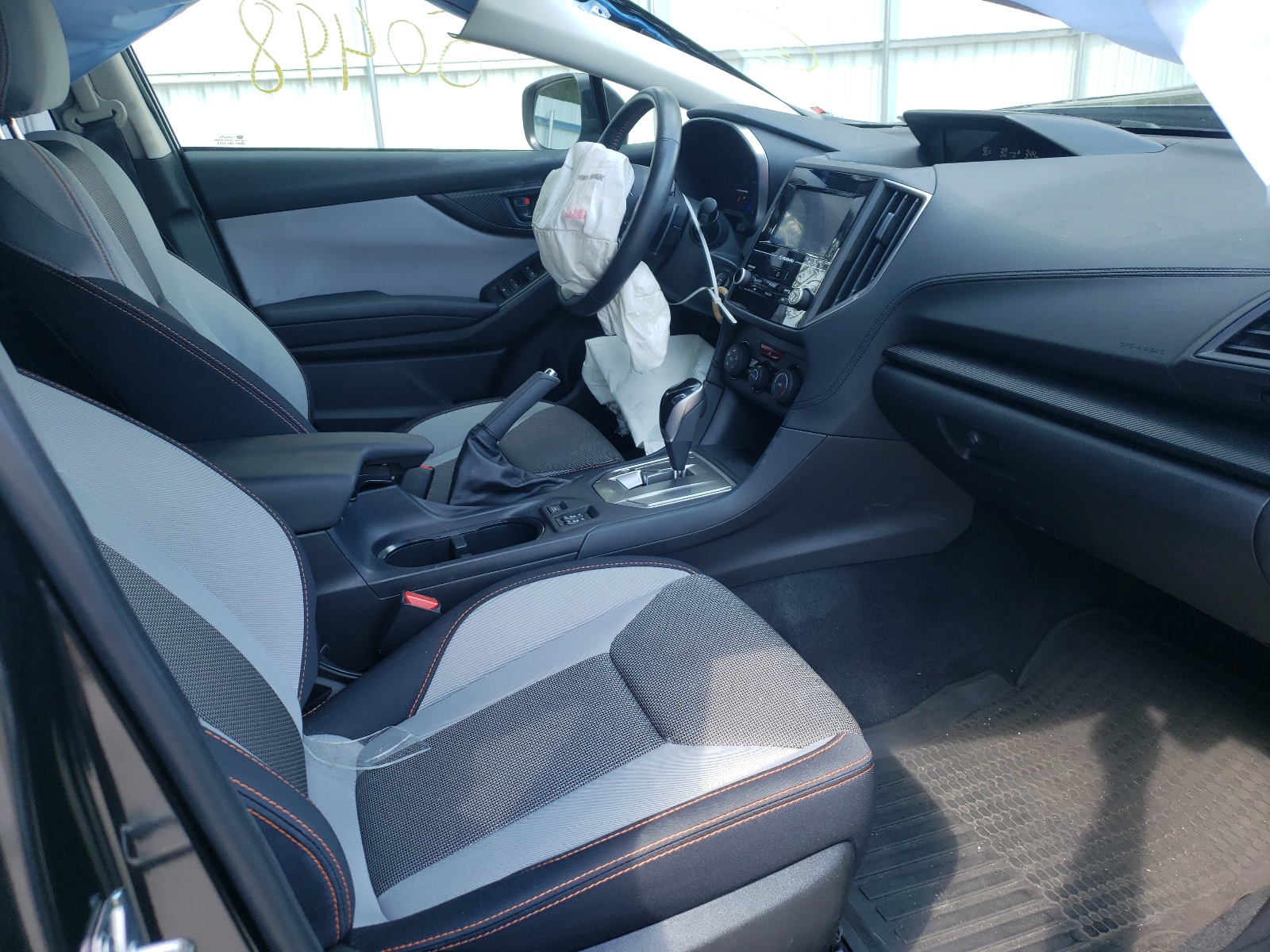Photo 5 from auction – 2018 SUBARU CROSSTREK with VIN JF2GTADC1J8344103