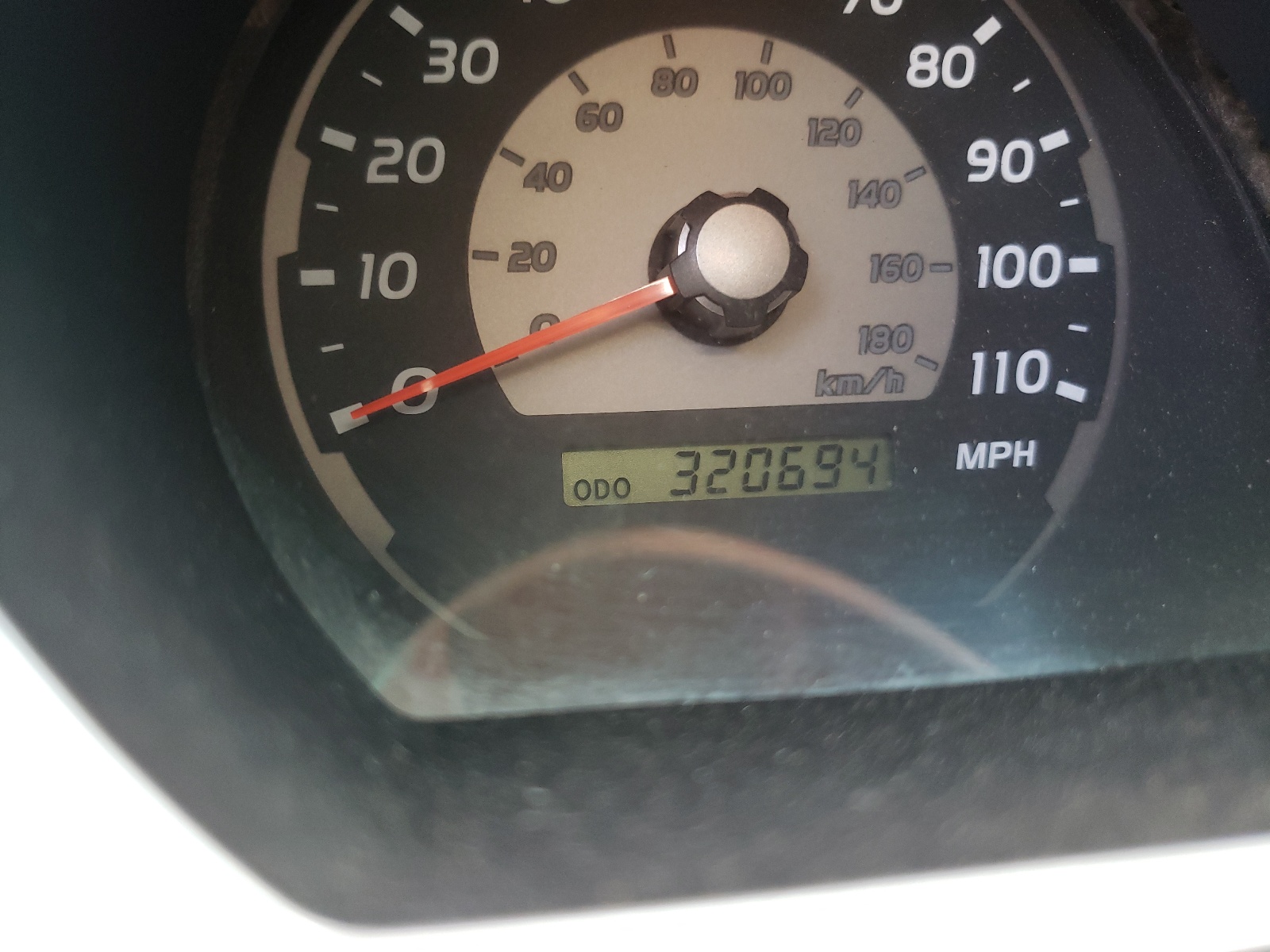 Photo 8 from auction – 2005 TOYOTA 4RUNNER SR with VIN JTEZT14R458007275