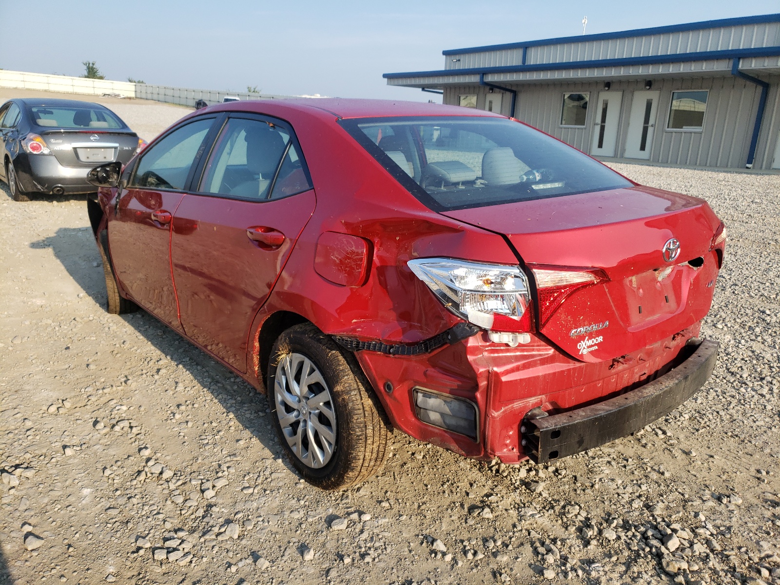 Photo 3 from auction – 2018 TOYOTA COROLLA L with VIN 2T1BURHE0JC025134