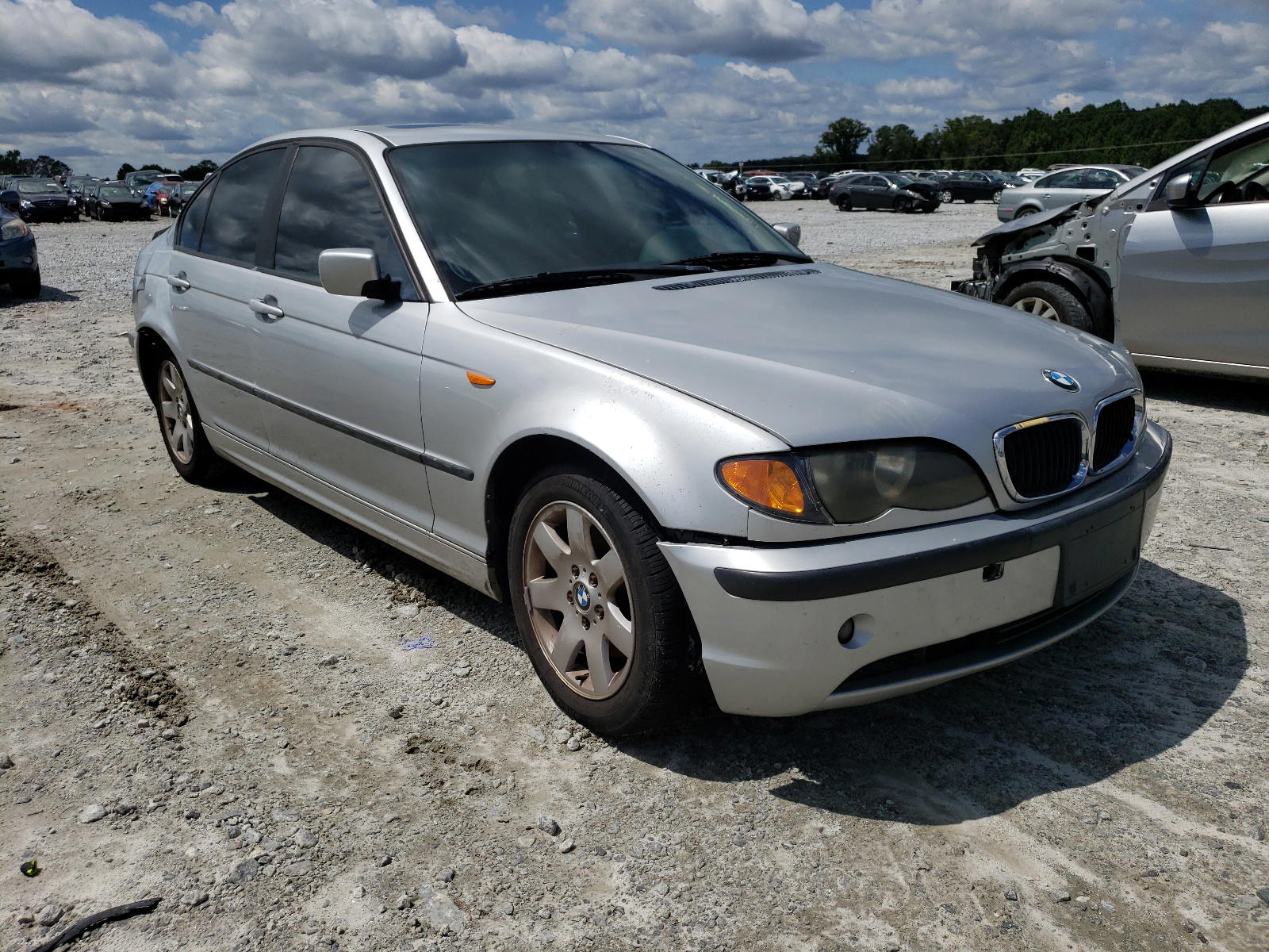 BMW 325 XI 2003 with VIN WBAEU33473PM55933 - Photo from auction