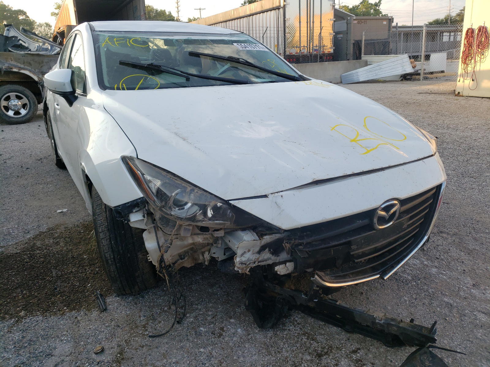 Photo 9 from auction – 2014 MAZDA 3 TOURING with VIN JM1BM1V79E1108126