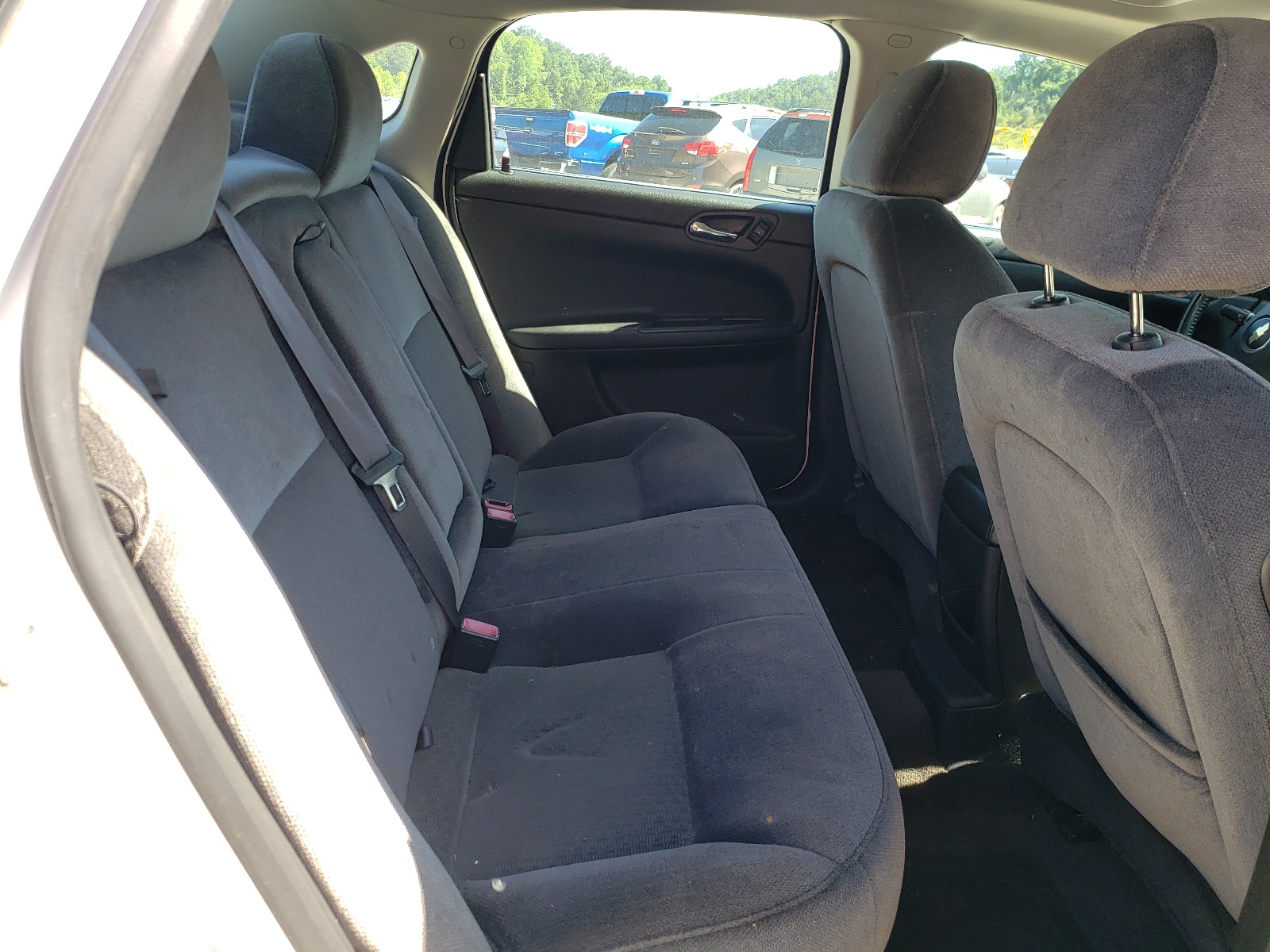 Photo 18 from auction – 2014 CHEVROLET IMPALA LIM with VIN 2G1WB5E37E1180991