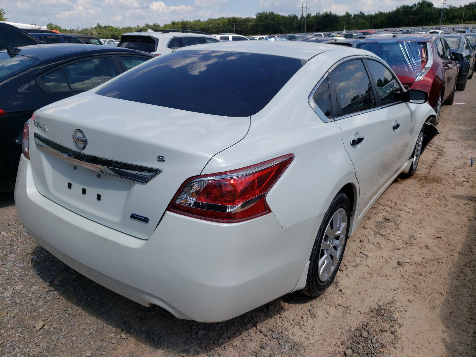 Photo 4 from auction – 2013 NISSAN ALTIMA 2.5 with VIN 1N4AL3AP1DN584089