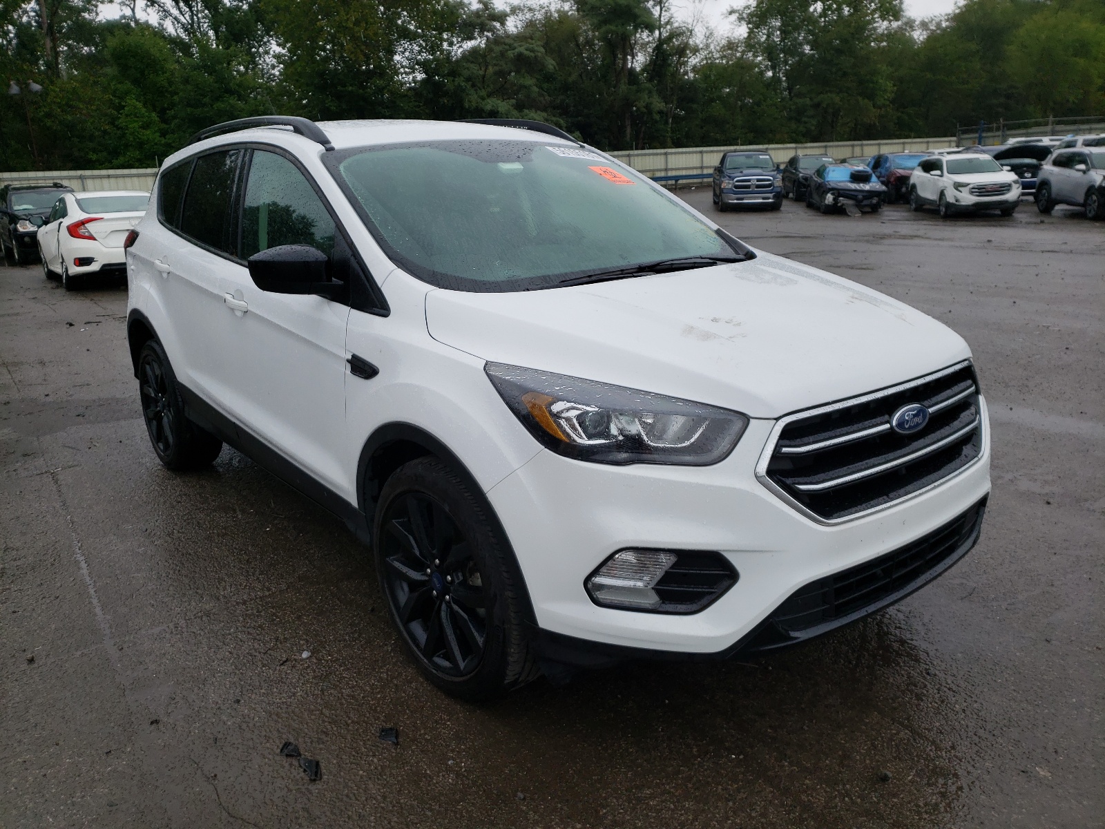 Zdjęcie 1 z aukcji – 2019 FORD ESCAPE SE z VIN 1FMCU9GD2KUB76103