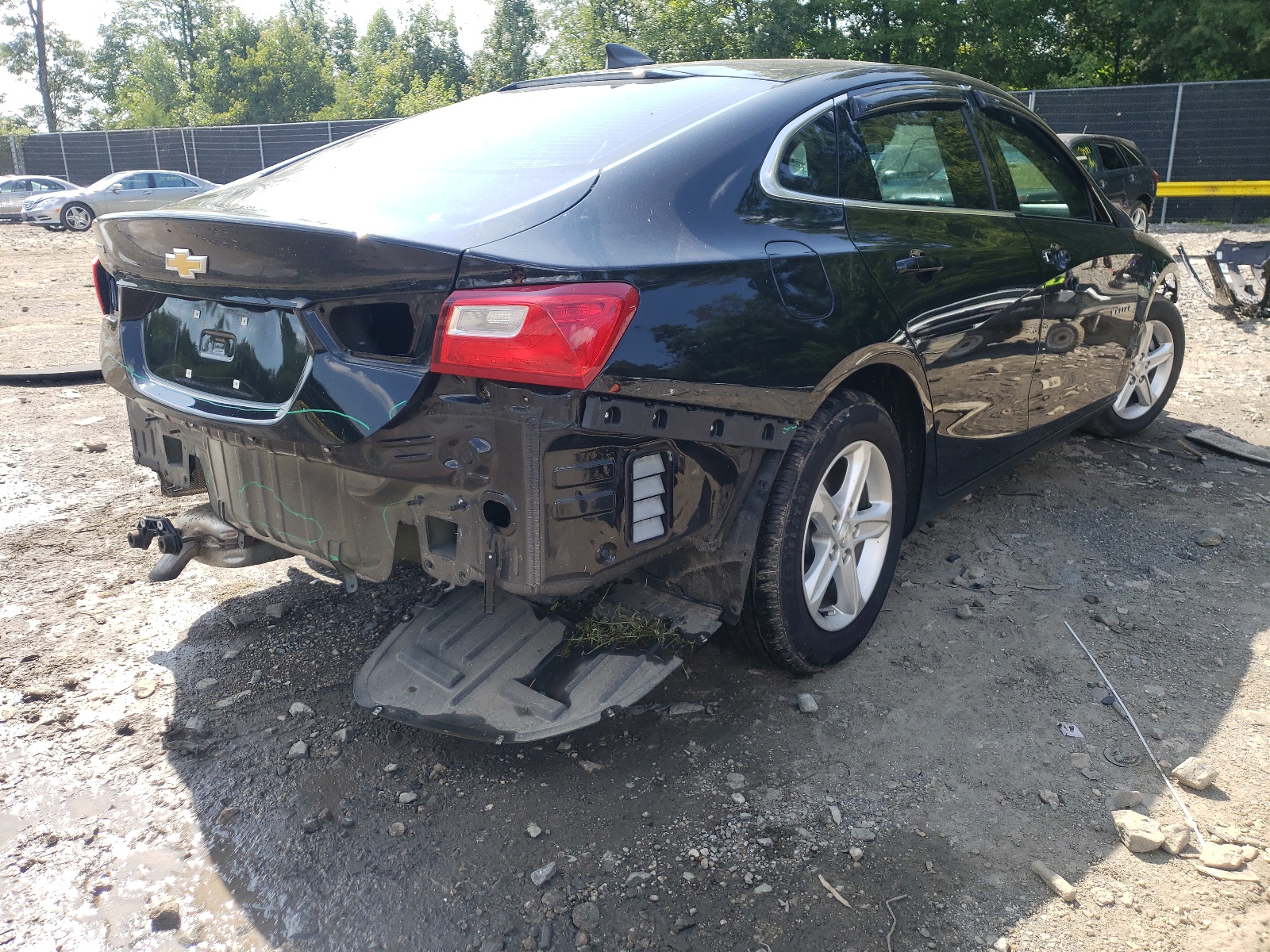 Photo 4 from auction – 2019 CHEVROLET MALIBU LS with VIN 1G1ZB5ST0KF201766