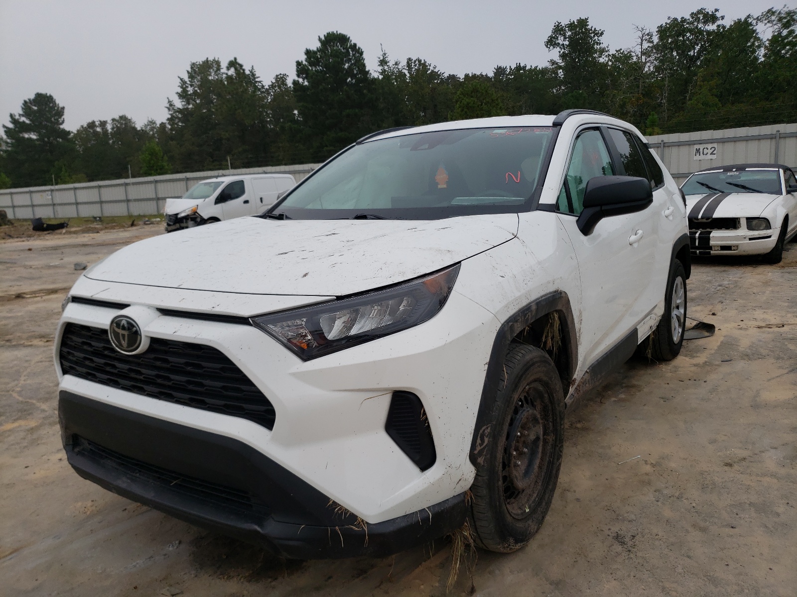 Photo 2 from auction – 2020 TOYOTA RAV4 LE with VIN 2T3H1RFV3LC046771