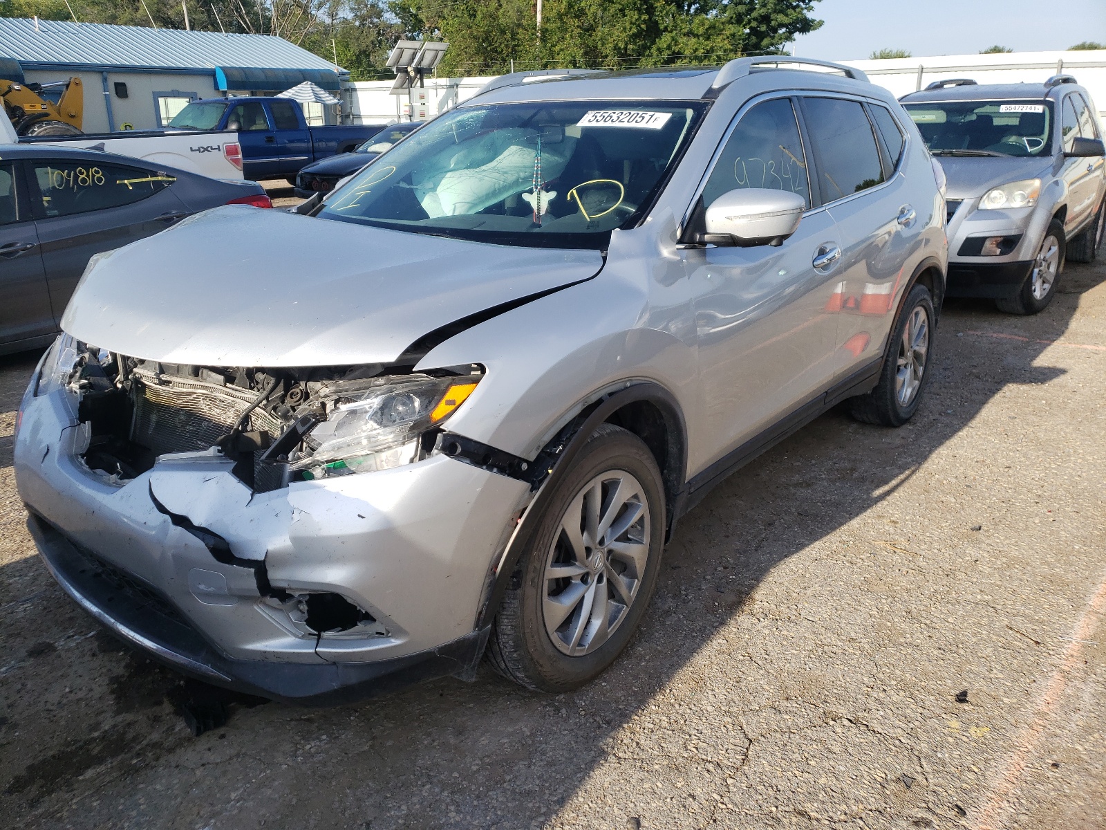 Photo 2 from auction – 2014 NISSAN ROGUE S with VIN 5N1AT2MV9EC867640