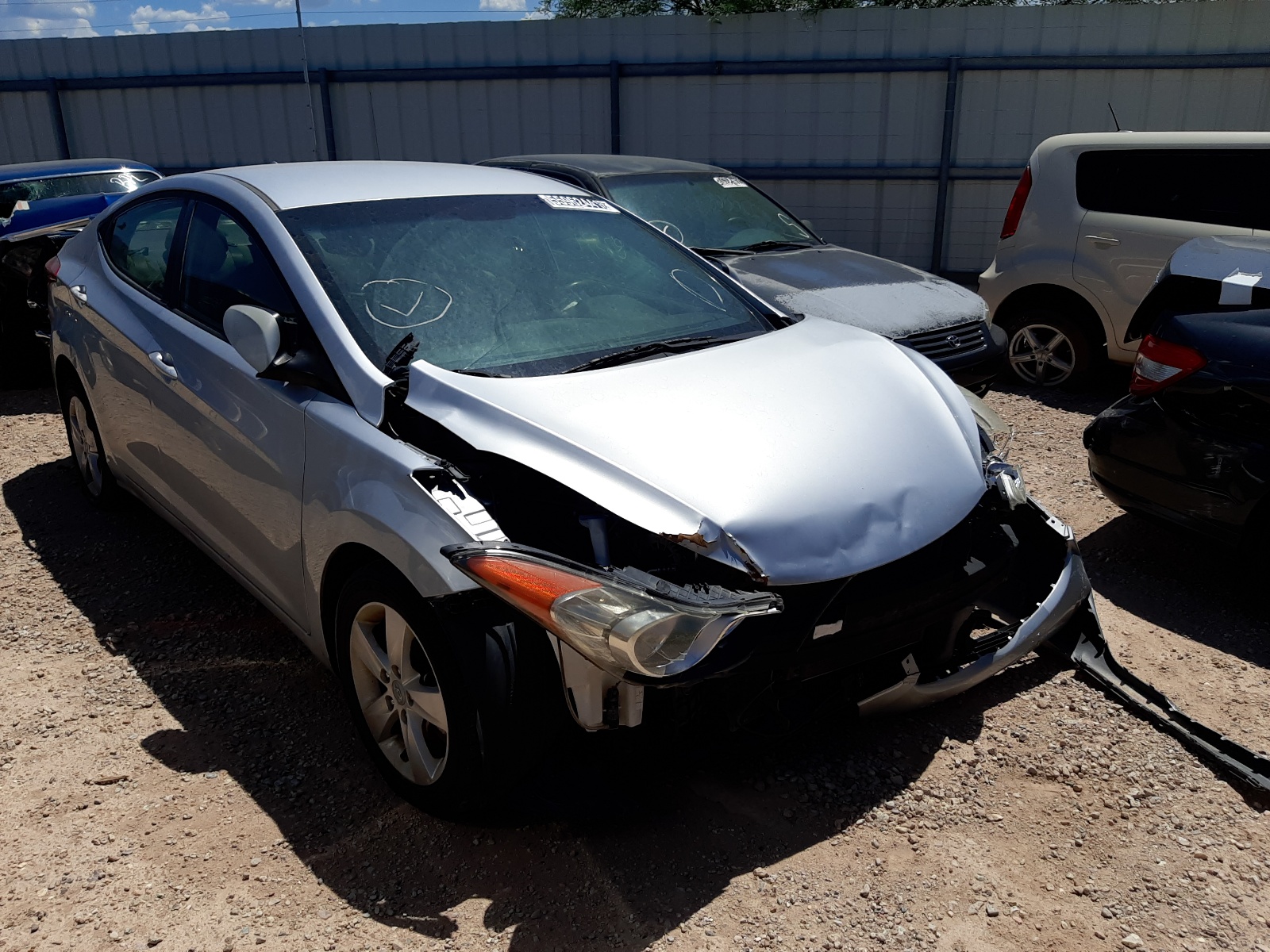 Photo 1 from auction – 2013 HYUNDAI ELANTRA GL with VIN 5NPDH4AE2DH373867