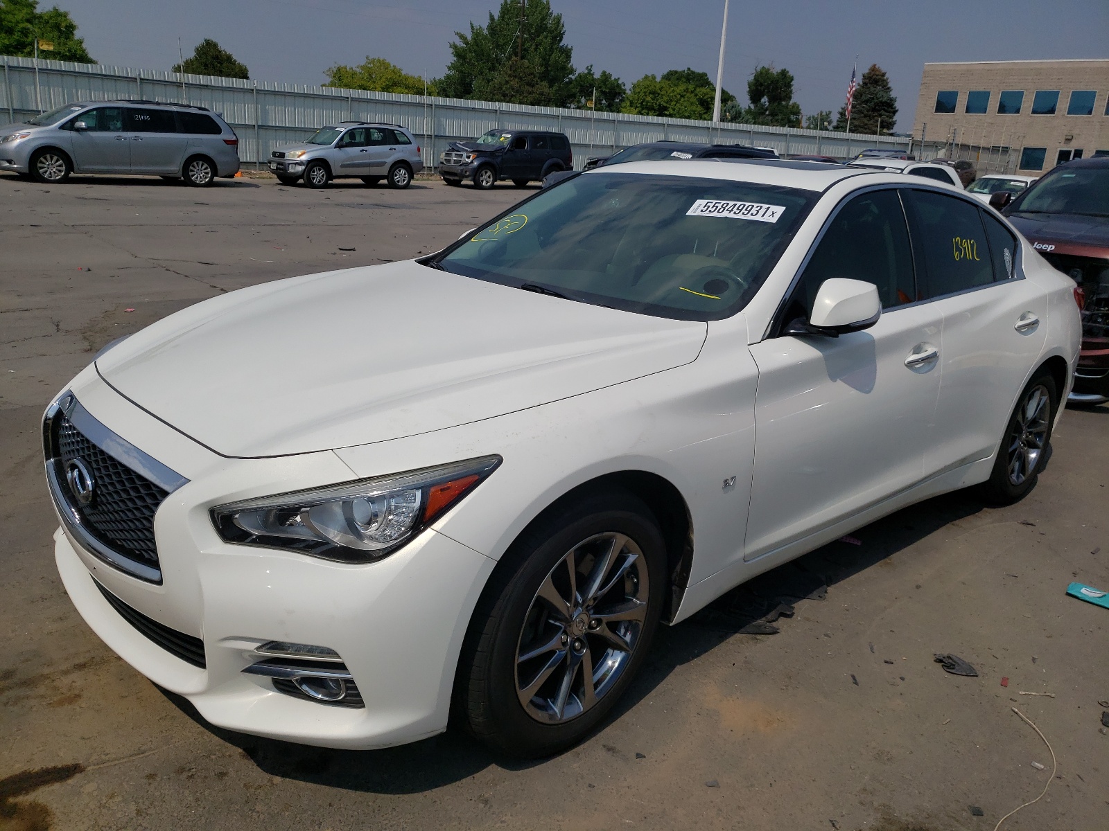 Photo 2 from auction – 2015 INFINITI Q50 BASE with VIN JN1BV7AR2FM420220