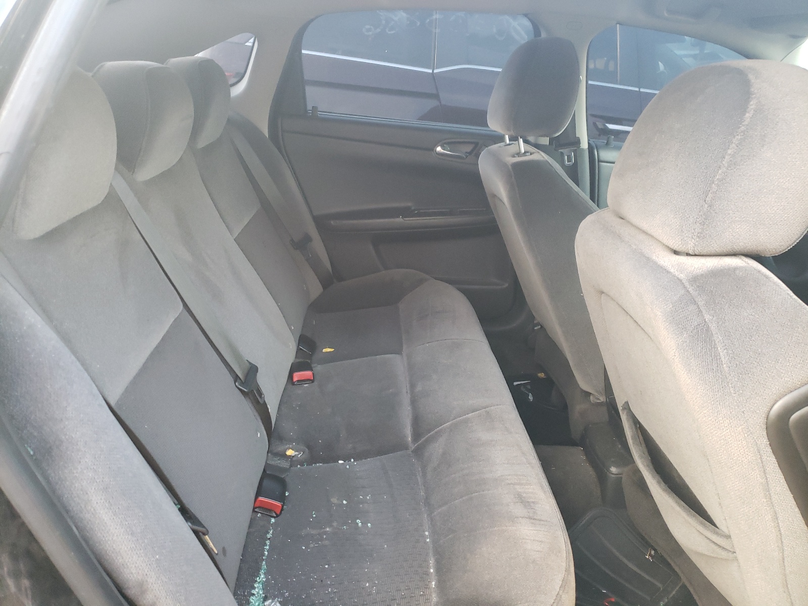 Photo 6 from auction – 2010 CHEVROLET IMPALA LS with VIN 2G1WA5EKXA1124807