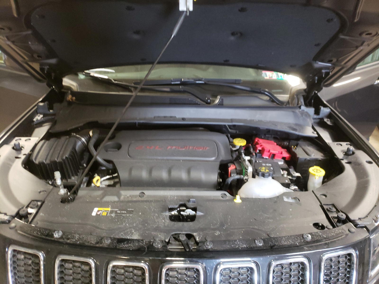 Photo 7 from auction – 2020 JEEP COMPASS LA with VIN 3C4NJDBB7LT256135