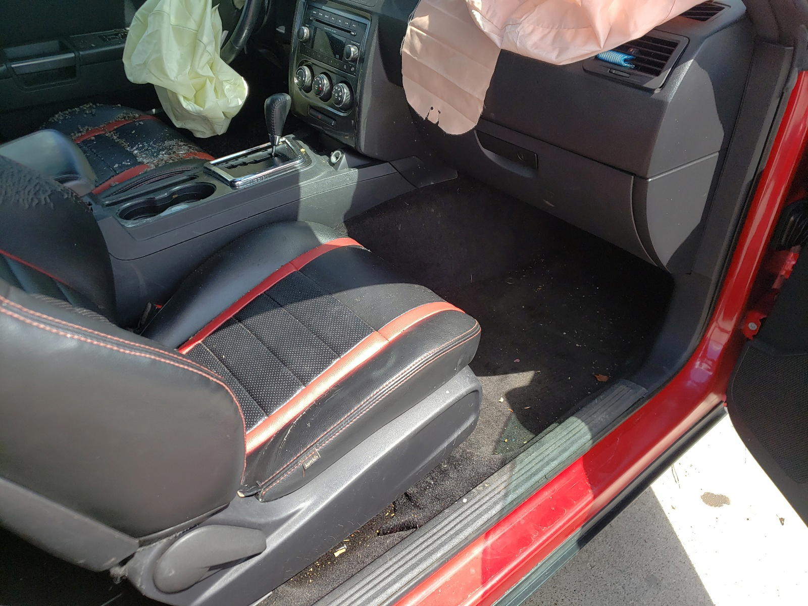 Photo 5 from auction – 2013 DODGE CHALLENGER with VIN 2C3CDYAG1DH662770