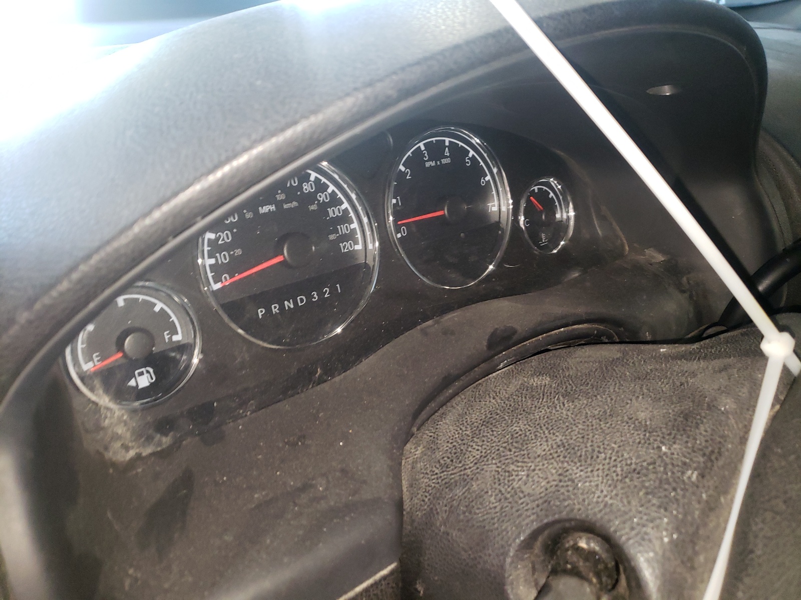 Foto 8 de la subasta – 2005 CHEVROLET UPLANDER L con VIN 1GNDV33L65D299205