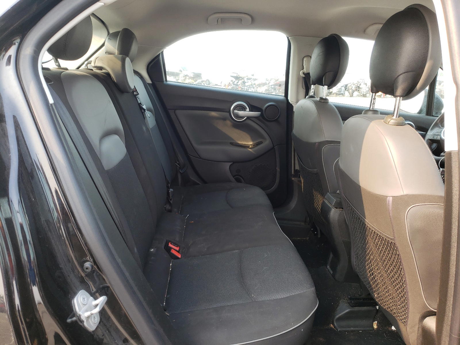 Photo 6 from auction – 2016 FIAT 500X POP with VIN ZFBCFXAT0GP330458