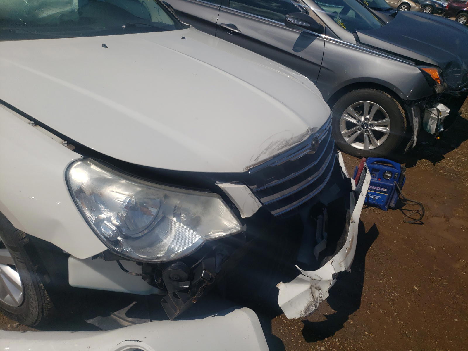 Photo 9 from auction – 2010 CHRYSLER SEBRING TO with VIN 1C3CC4FB9AN177627