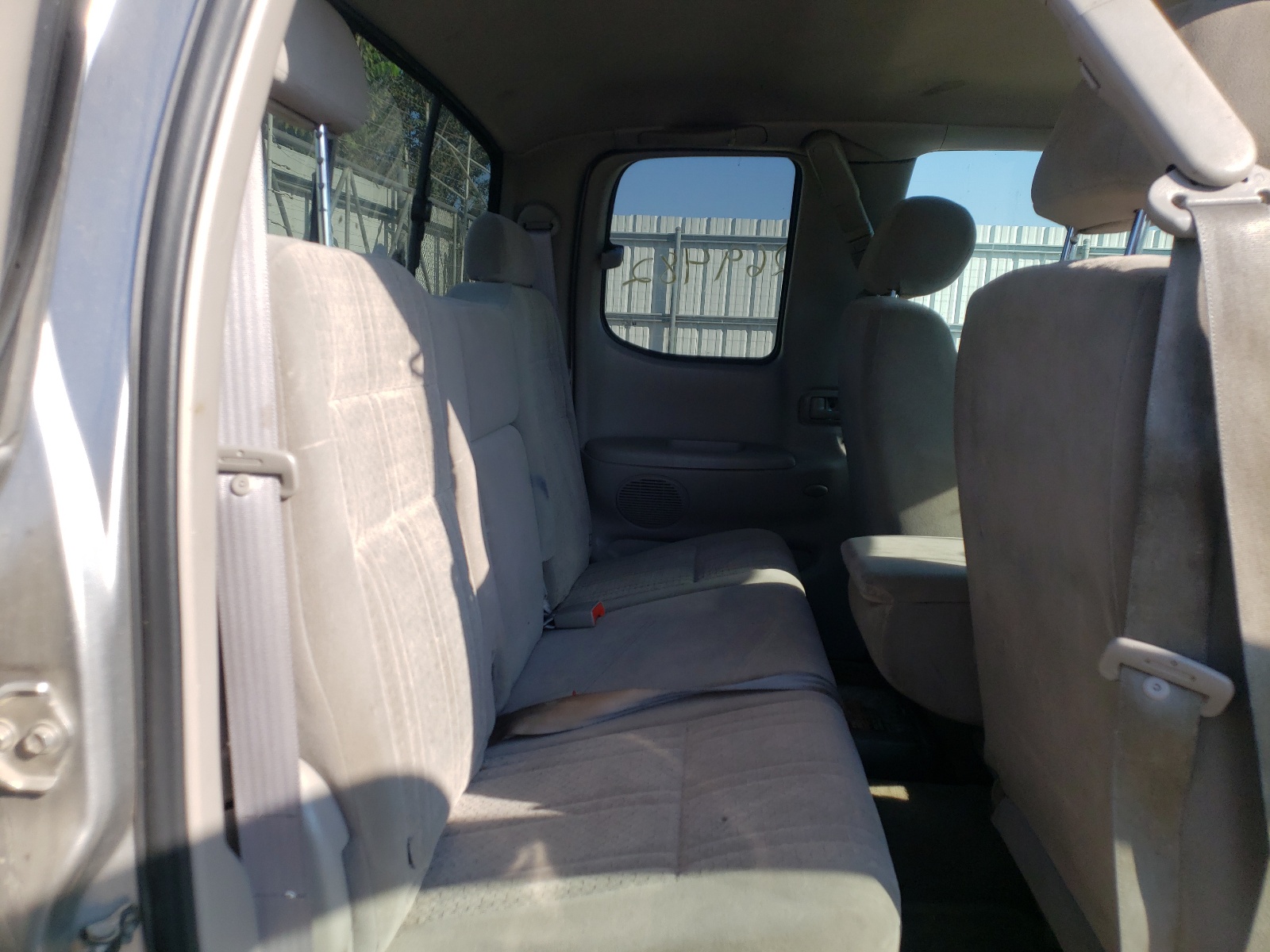 Photo 6 from auction – 2003 TOYOTA TUNDRA ACC with VIN 5TBBT44163S416672
