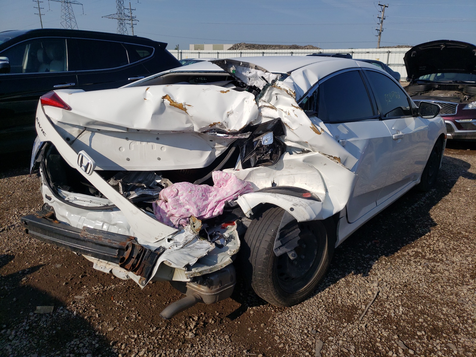 Photo 4 from auction – 2016 HONDA CIVIC LX with VIN 2HGFC2F51GH519081