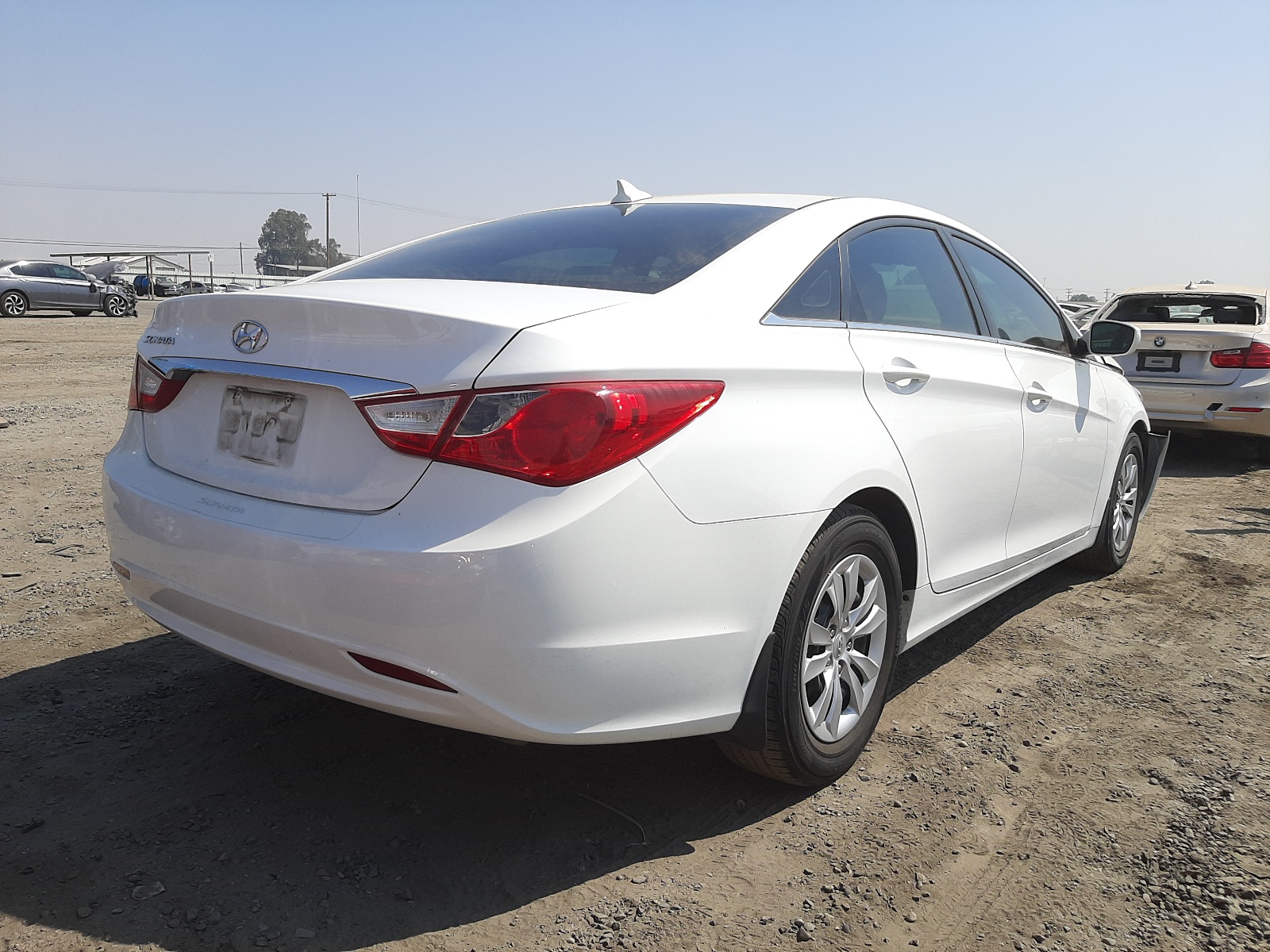 Photo 4 from auction – 2013 HYUNDAI SONATA GLS with VIN 5NPEB4AC7DH608705