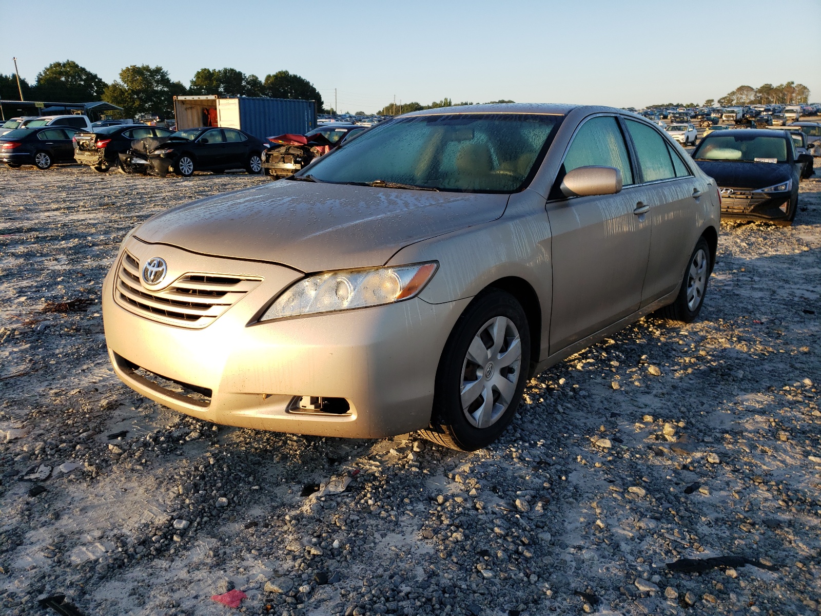 Photo 2 from auction – 2007 TOYOTA CAMRY CE with VIN 4T1BE46K87U153170