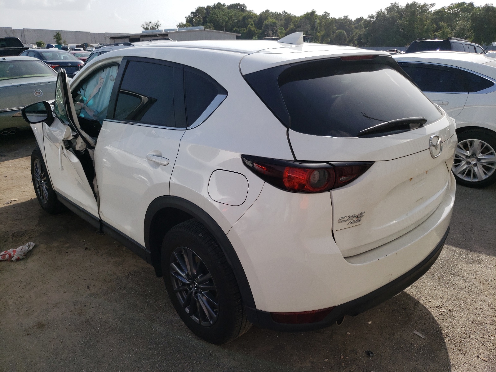 Photo 3 from auction – 2019 MAZDA CX-5 TOURI with VIN JM3KFBCM3K1517444