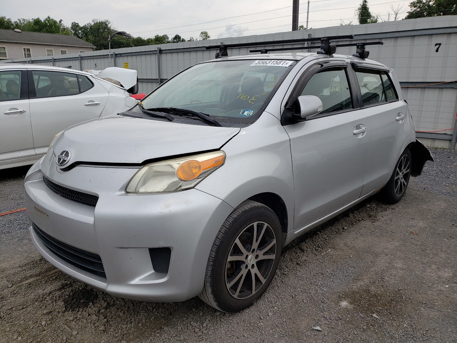 Photo 2 from auction – 2009 TOYOTA SCION XD with VIN JTKKU10439J041504
