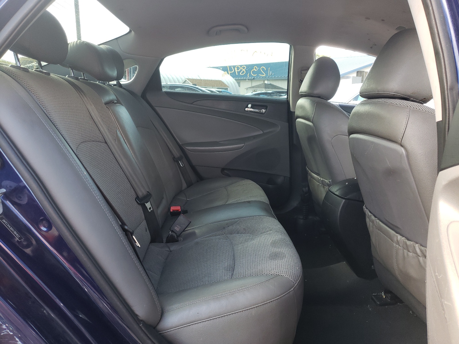 Photo 6 from auction – 2013 HYUNDAI SONATA SE with VIN 5NPEC4AC6DH766403