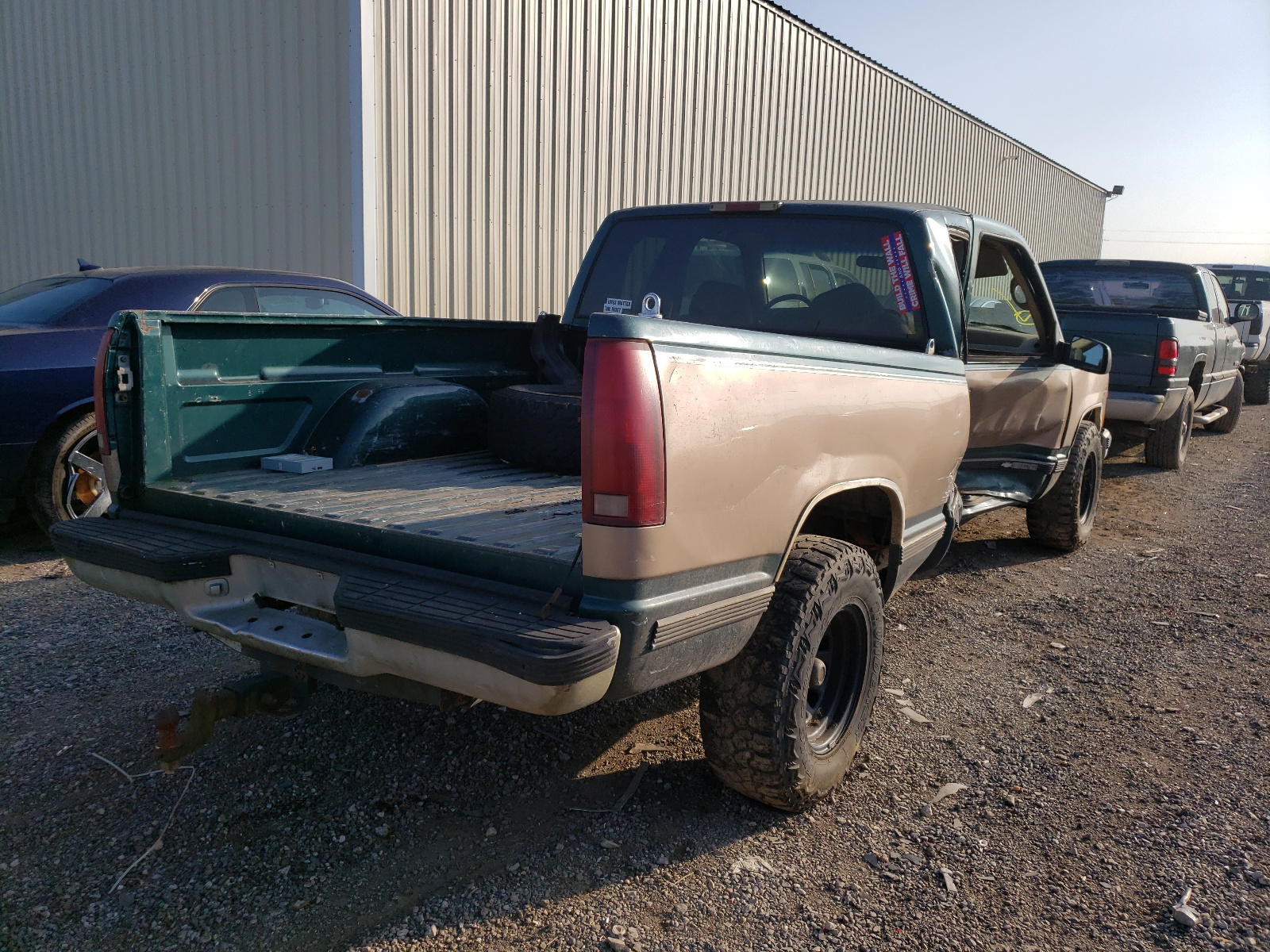 Photo 4 from auction – 1996 CHEVROLET GMT-400 C1 with VIN 2GCEC19R5T1189368