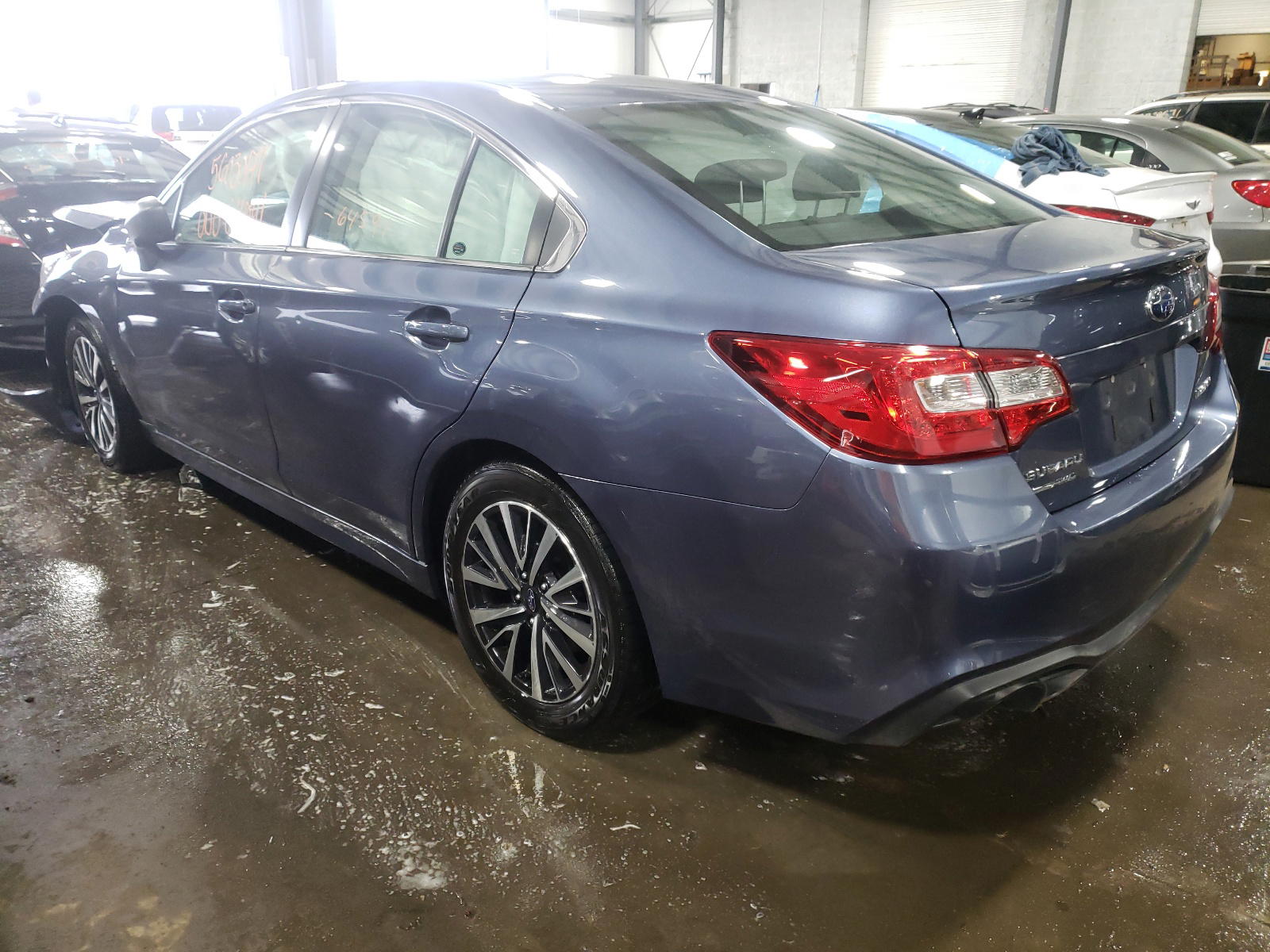 Photo 3 from auction – 2018 SUBARU LEGACY 2.5 with VIN 4S3BNAB62J3030294