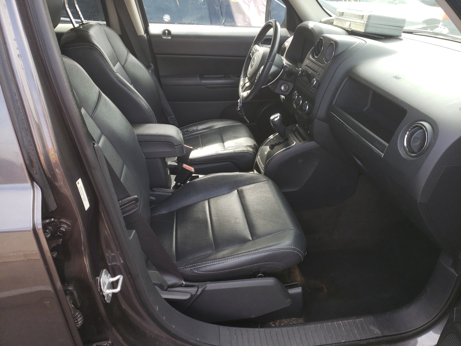 Photo 5 from auction – 2014 JEEP PATRIOT LA with VIN 1C4NJPFA7ED812651