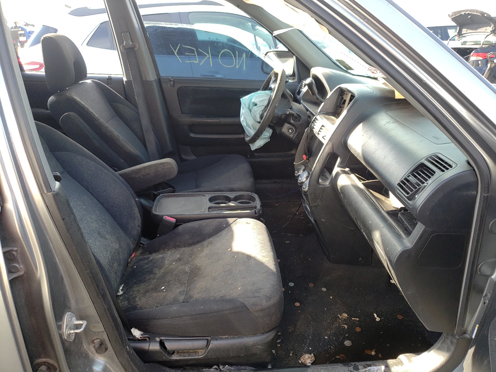 Photo 5 from auction – 2006 HONDA CR-V LX with VIN JHLRD68596C000345