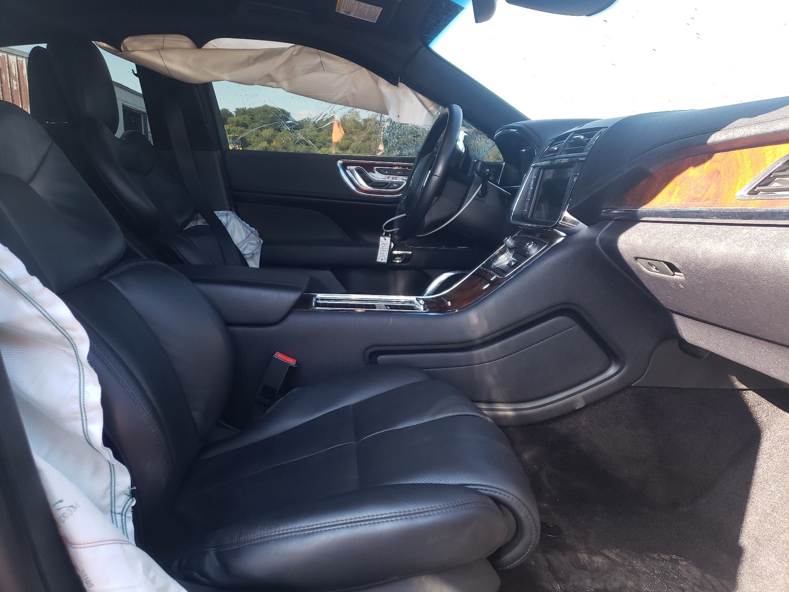 Photo 5 from auction – 2018 LINCOLN CONTINENTA with VIN 1LN6L9TP7J5601856