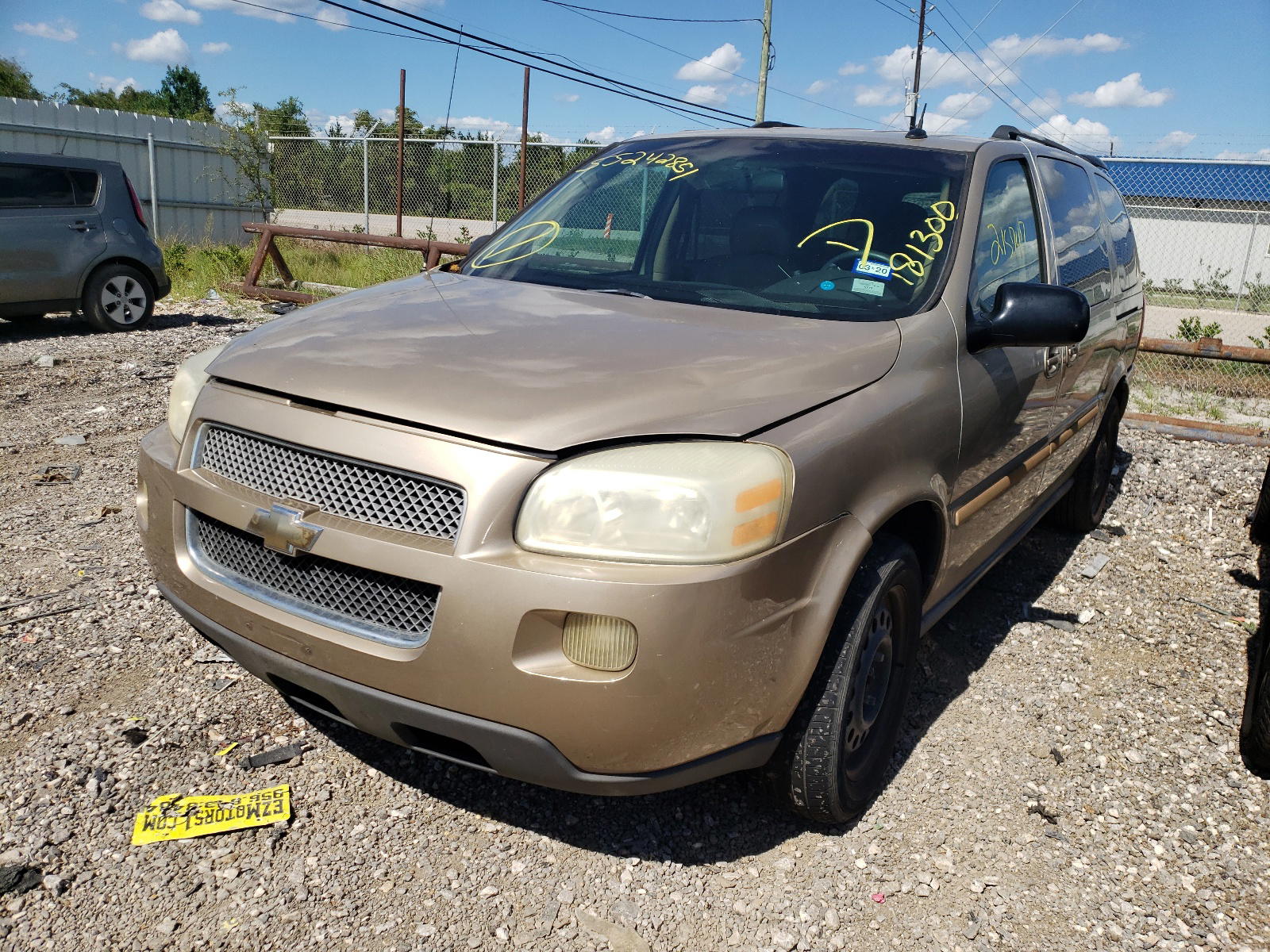 Photo 2 from auction – 2005 CHEVROLET UPLANDER with VIN 1GNDV23LX5D181300