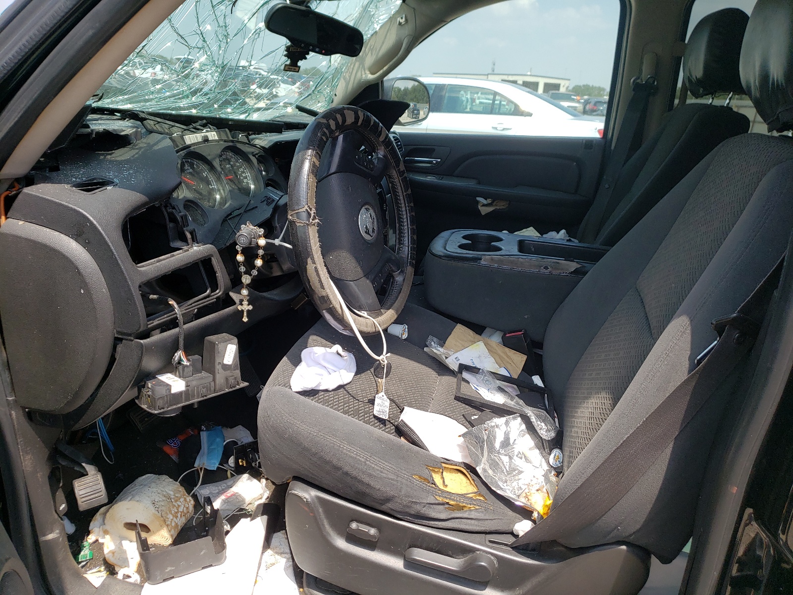 Photo 5 from auction – 2007 CHEVROLET SUBURBAN C with VIN 3GNFC16037G260291