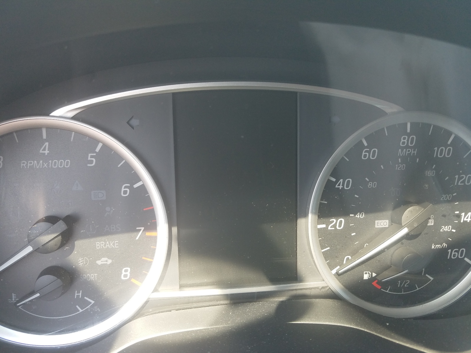 Photo 8 from auction – 2016 NISSAN SENTRA S with VIN 3N1AB7AP2GY334293