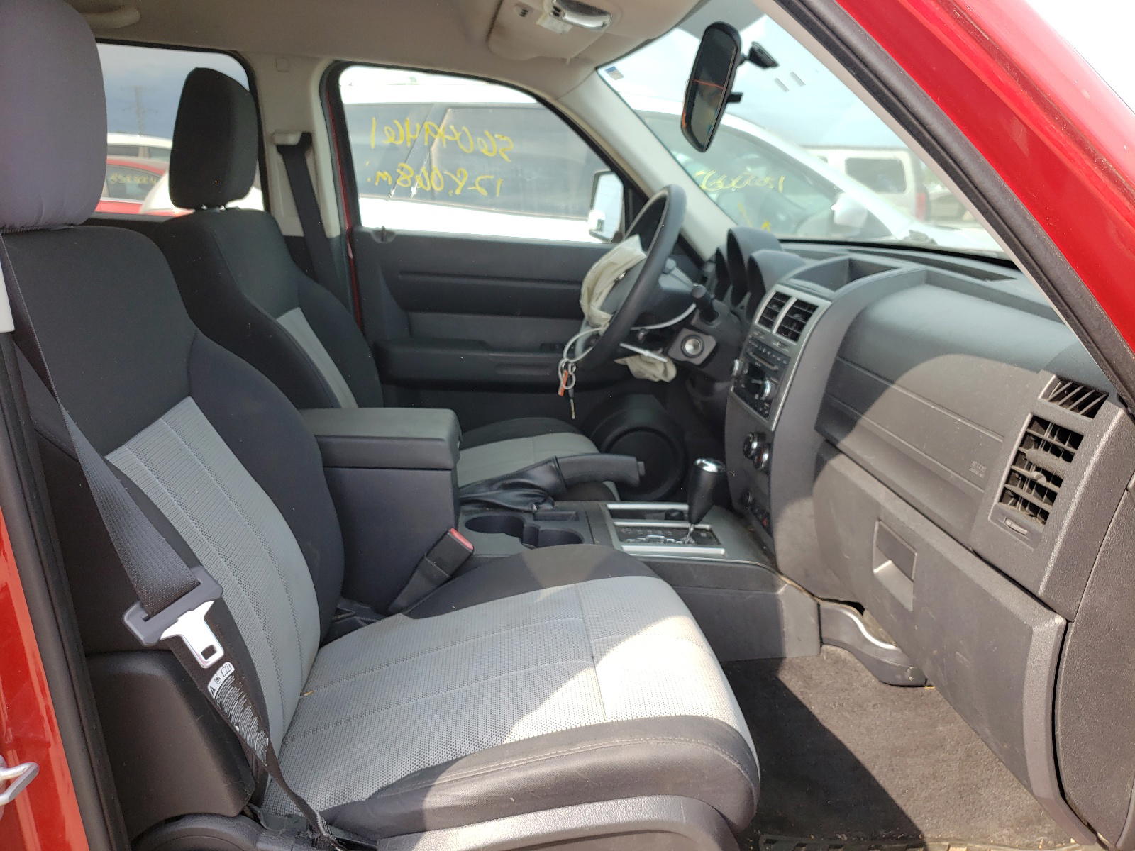 Photo 5 from auction – 2007 DODGE NITRO with VIN 1D8GU28K07W726695