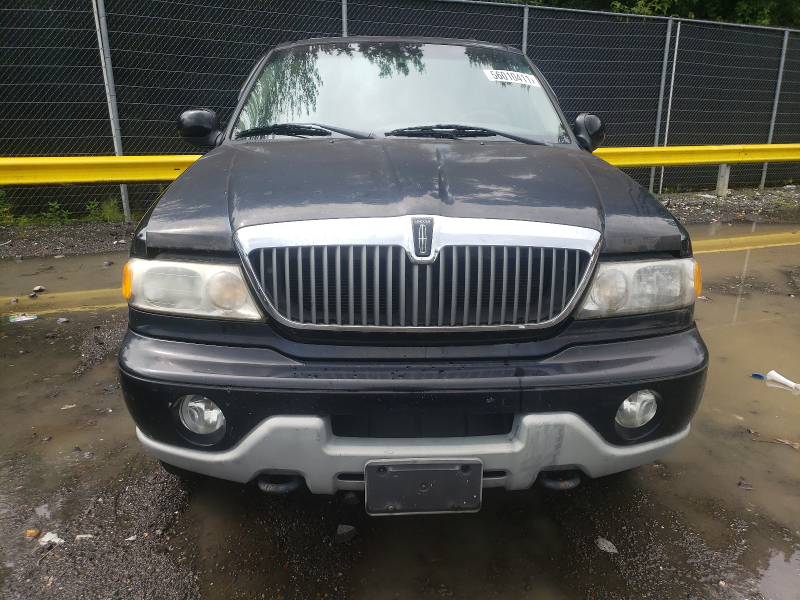 Photo 9 from auction – 2001 LINCOLN NAVIGATOR with VIN 5LMFU28R11LJ27362